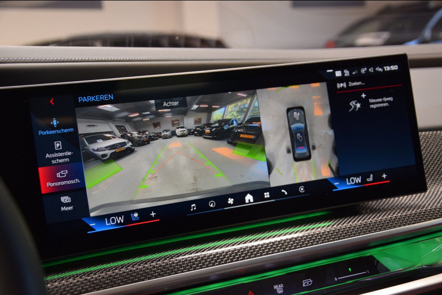 BMW 7 Serie M760e xDrive Navi|Massage|Theater Screen|Auto-Doors|Frozen Deep Grey|Nwp.180.000|BTW