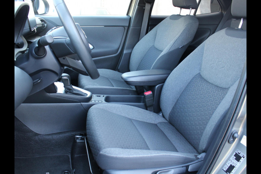 Toyota Yaris Cross 1.5 Hybrid Dynamic | APPLE CARPLAY / ANDROID AUTO | ADAPTIEVE CRUISE CONTROL |