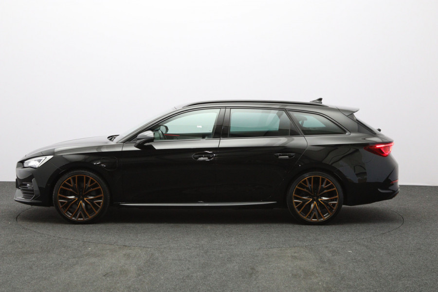 CUPRA Leon Sportstourer 1.4 e-Hybrid VZ 245 PK Copper Edition PHEV, Memory, Stuur-Startknop, Winterpakket, Carplay, Camera