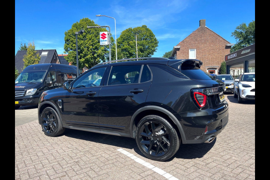 Lynk & Co 01 1.5 Black Edition Panorama, 1.800 kg trekgewicht