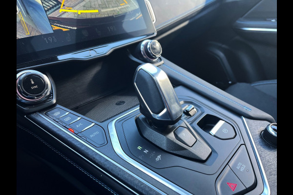 Lynk & Co 01 1.5 Black Edition Panorama, 1.800 kg trekgewicht