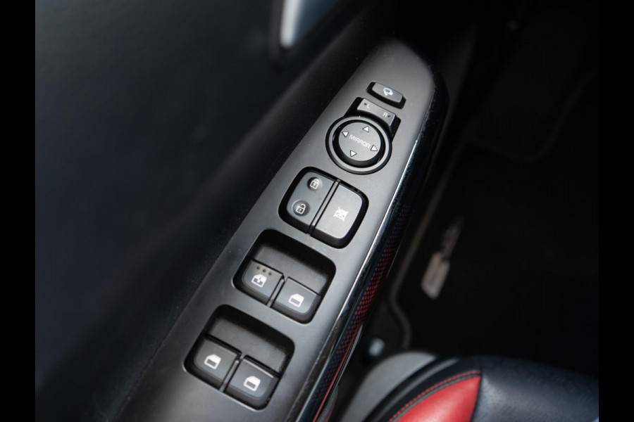 Kia Picanto 1.0 T-GDi GT-Line 5p | Stoel/-stuurverwarming | Achteruitrijcamera | CarPlay | Clima |
