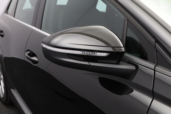 Audi Q4 e-tron 40 204 PK S-Line Edition 77 kWh, SOH 98%, Sportstoelen, Adap. Cruise Control, Climate Control, Camera