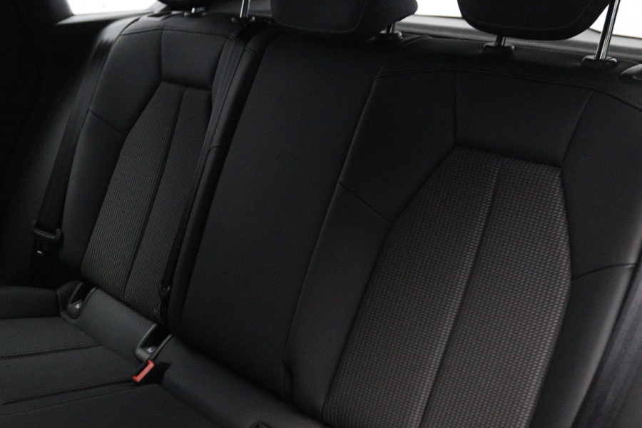 Audi Q4 e-tron 40 204 PK S-Line Edition 77 kWh, SOH 98%, Sportstoelen, Adap. Cruise Control, Climate Control, Camera