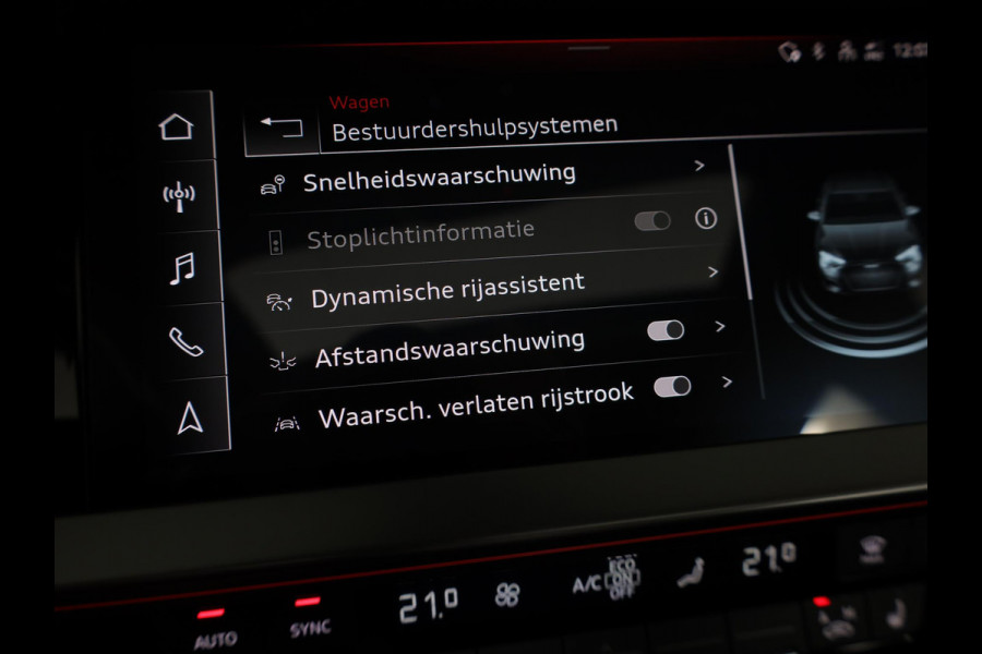 Audi A3 Limousine 35 TFSI S edition 150 pk S-tronic | Navigatie | Panoramadak | Parkeersensoren (Park assist) | Achteruitrijcamera | Matrix LED koplampen | B&O Soundsystem |