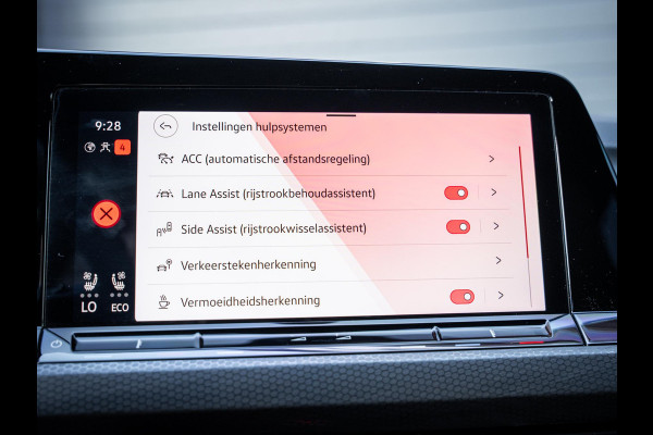 Volkswagen Golf 8 1.4 eHybrid GTE l Leder l Camera l ACC l Camera