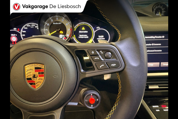 Porsche Cayenne Coupé 4.0 Turbo GT 641pk / Carbon dak / carbon pakket / 22inch / keramisch / dealer onderhouden