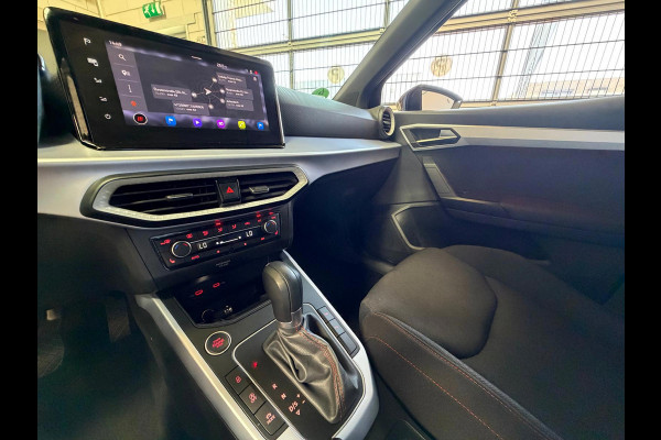 Seat Arona 1.0 EcoTSI FR Automaat, 1 Jaar Bovag Garantie, Camera, Navi, Stoelverwarming, Carplay