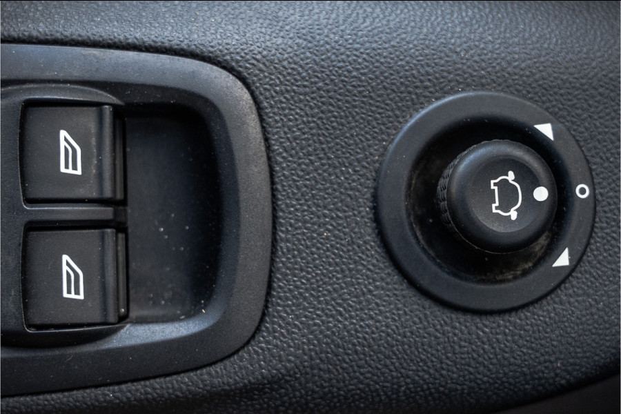 Ford Transit Custom 2.0 EcoBlue L1H1 | DC 6-Zits | LED | Cruise | PDC | Airco | Trekhaak