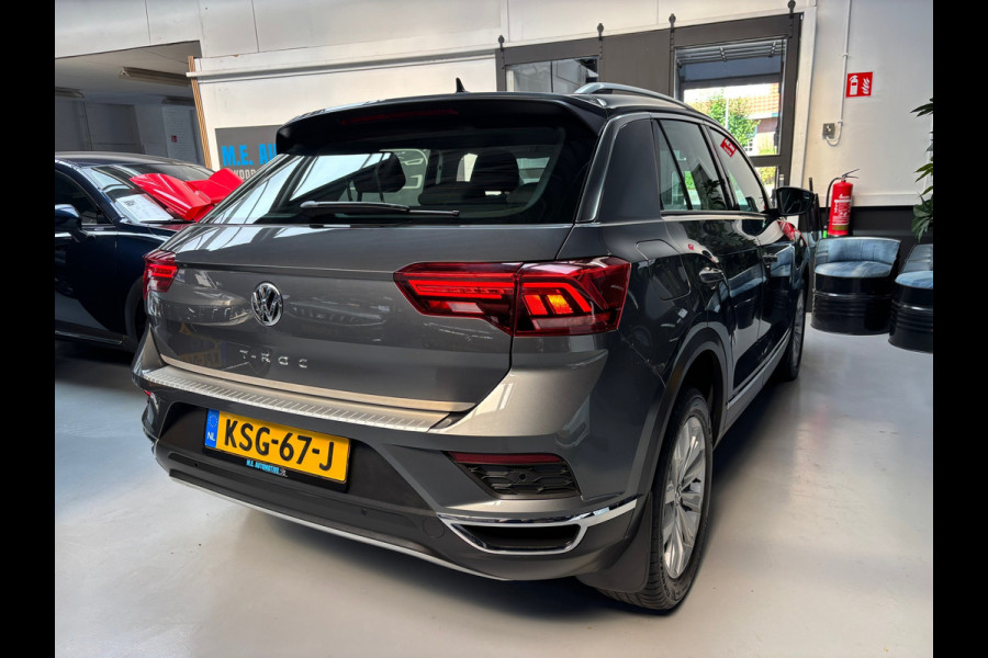 Volkswagen T-Roc 1.5 TSI Sport / Camera / Trekhaak