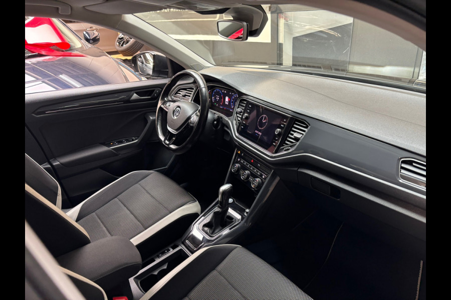 Volkswagen T-Roc 1.5 TSI Sport / Camera / Trekhaak