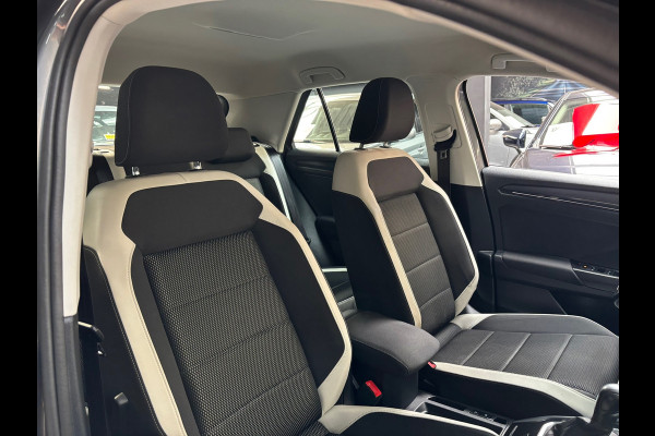 Volkswagen T-Roc 1.5 TSI Sport / Camera / Trekhaak