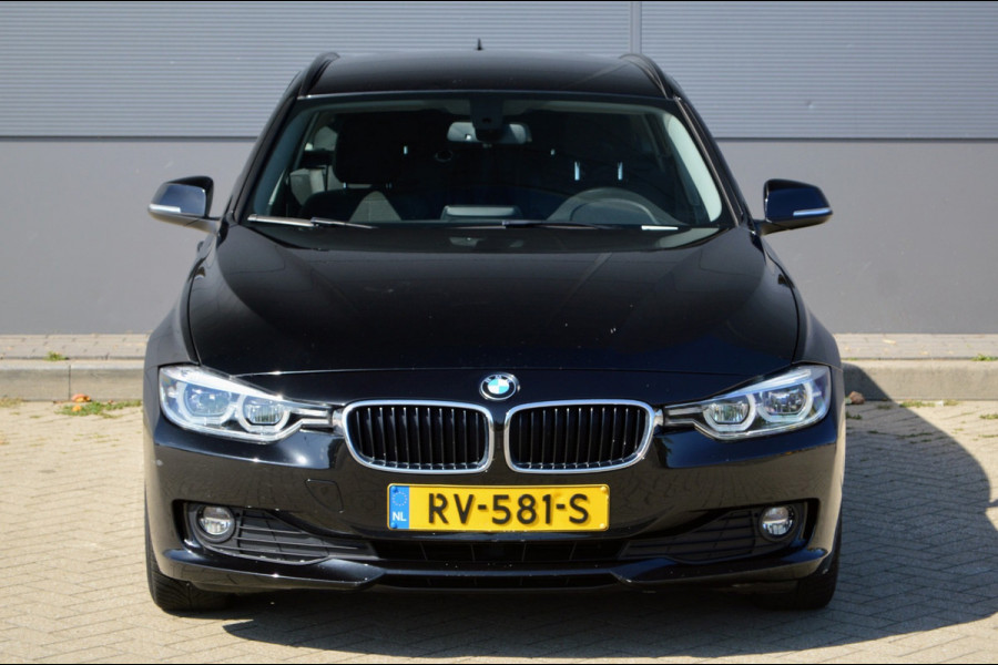 BMW 3 Serie Touring 320d EDE Corporate Lease