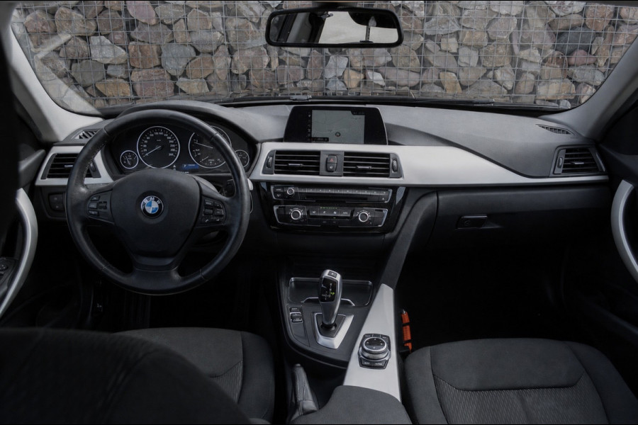 BMW 3 Serie Touring 320d EDE Corporate Lease