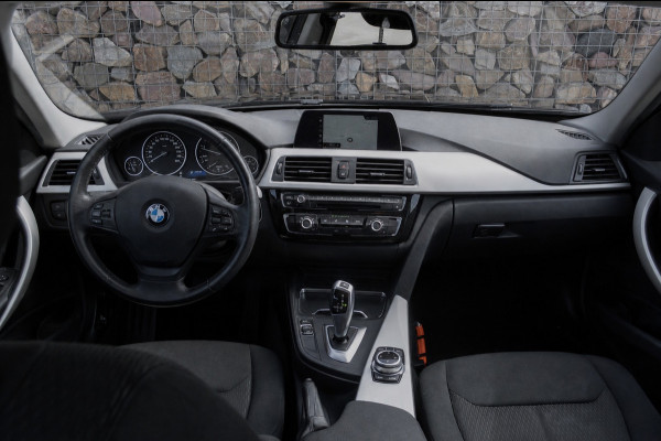 BMW 3 Serie Touring 320d EDE Corporate Lease