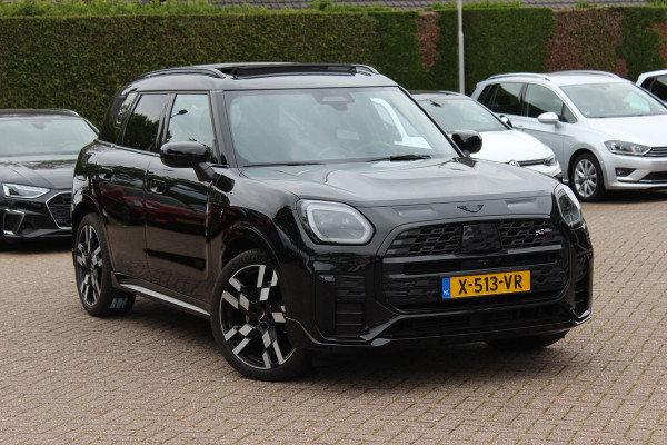 MINI Countryman 1.5 C John Cooper Works XL / Trekhaak / Panoramadak / 360Camera / Head-up / Harman Kardon / 20'' / Leder / Sfeerverlichting / LED / CarPlay / Dodehoek / DAB / ACC