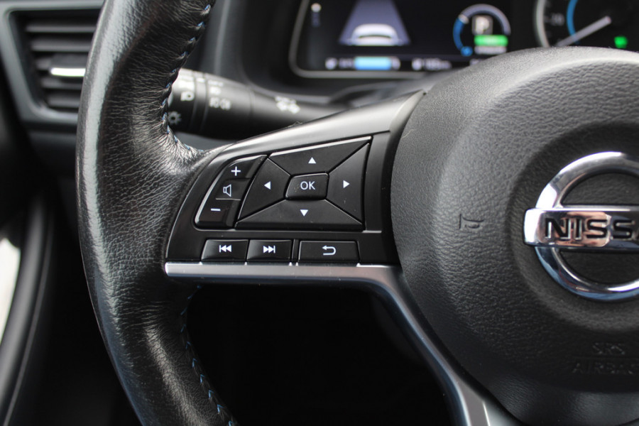 Nissan Leaf e+ Tekna 62 kWh / Trekhaak / 360Camera / Leder / Keyless / 17'' / CarPlay / Dodehoek / DAB / ACC / Stoelverwarming 4x / Warmtepomp