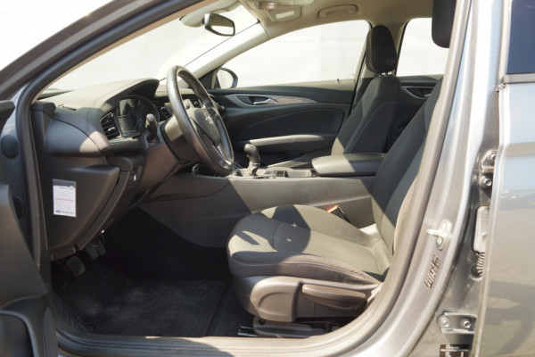Opel Insignia Sports Tourer 1.6 CDTI Edition -ECC-PDC-NAVI-