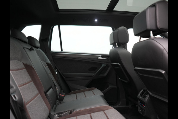 Seat Tarraco 1.4 TSI e-Hybrid Xcellence PHEV 245pk | Trekhaak Af Fabriek | Panodak | Adaptive Cruise | Camera | Sportstoelen & Stuur Verwarmd | Blis | Keyless | Apple Carplay | Virtual | Navigatie | DAB | 19"L.M | Plug In Hybrid |