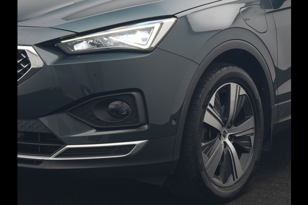 Seat Tarraco 1.4 TSI e-Hybrid Xcellence PHEV 245pk | Trekhaak Af Fabriek | Panodak | Adaptive Cruise | Camera | Sportstoelen & Stuur Verwarmd | Blis | Keyless | Apple Carplay | Virtual | Navigatie | DAB | 19"L.M | Plug In Hybrid |