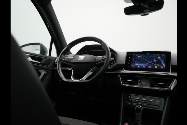 Seat Tarraco 1.4 TSI e-Hybrid Xcellence PHEV 245pk | Trekhaak Af Fabriek | Panodak | Adaptive Cruise | Camera | Sportstoelen & Stuur Verwarmd | Blis | Keyless | Apple Carplay | Virtual | Navigatie | DAB | 19"L.M | Plug In Hybrid |
