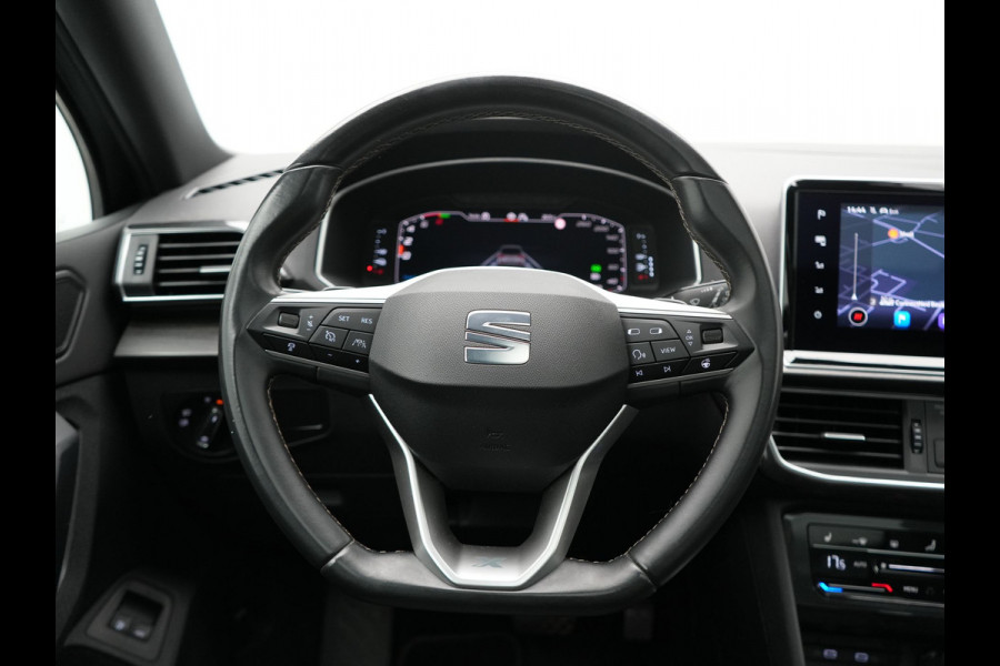 Seat Tarraco 1.4 TSI e-Hybrid Xcellence PHEV 245pk | Trekhaak Af Fabriek | Panodak | Adaptive Cruise | Camera | Sportstoelen & Stuur Verwarmd | Blis | Keyless | Apple Carplay | Virtual | Navigatie | DAB | 19"L.M | Plug In Hybrid |