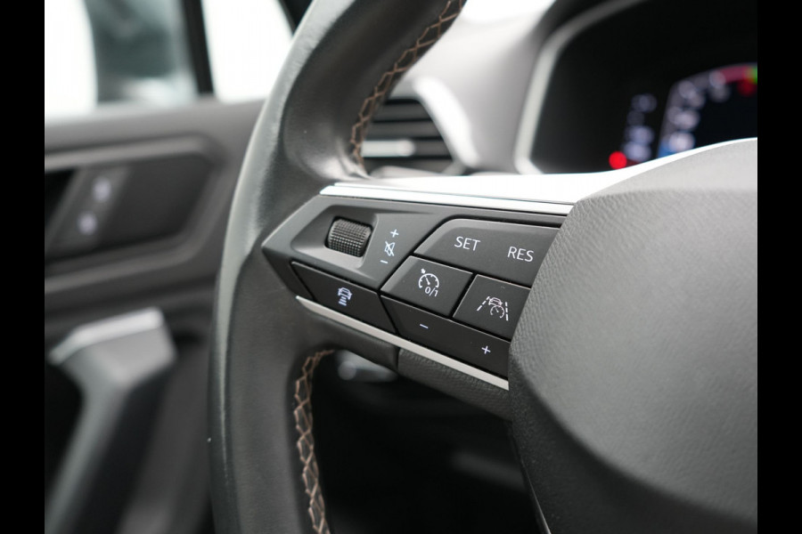 Seat Tarraco 1.4 TSI e-Hybrid Xcellence PHEV 245pk | Trekhaak Af Fabriek | Panodak | Adaptive Cruise | Camera | Sportstoelen & Stuur Verwarmd | Blis | Keyless | Apple Carplay | Virtual | Navigatie | DAB | 19"L.M | Plug In Hybrid |