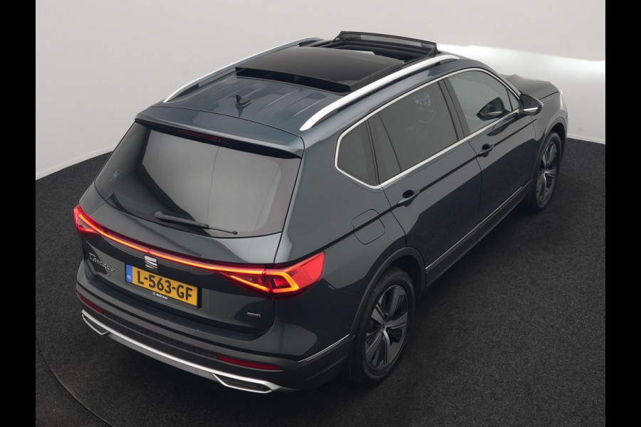 Seat Tarraco 1.4 TSI e-Hybrid Xcellence PHEV 245pk | Trekhaak Af Fabriek | Panodak | Adaptive Cruise | Camera | Sportstoelen & Stuur Verwarmd | Blis | Keyless | Apple Carplay | Virtual | Navigatie | DAB | 19"L.M | Plug In Hybrid |