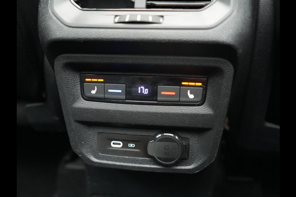 Seat Tarraco 1.4 TSI e-Hybrid Xcellence PHEV 245pk | Trekhaak Af Fabriek | Panodak | Adaptive Cruise | Camera | Sportstoelen & Stuur Verwarmd | Blis | Keyless | Apple Carplay | Virtual | Navigatie | DAB | 19"L.M | Plug In Hybrid |
