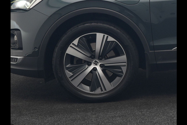 Seat Tarraco 1.4 TSI e-Hybrid Xcellence PHEV 245pk | Trekhaak Af Fabriek | Panodak | Adaptive Cruise | Camera | Sportstoelen & Stuur Verwarmd | Blis | Keyless | Apple Carplay | Virtual | Navigatie | DAB | 19"L.M | Plug In Hybrid |