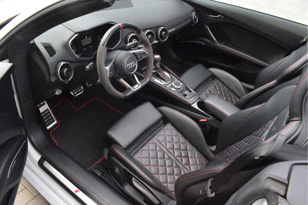 Audi TT TTS Roadster 2.0 TFSI Quattro Competition | RS stoelen | B&O | Keyless | Camera | 20" TTRS