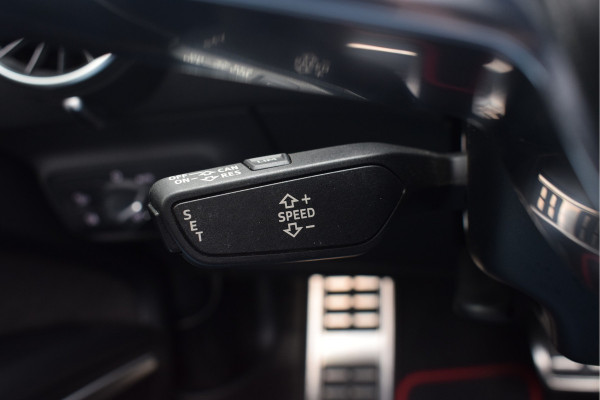 Audi TT TTS Roadster 2.0 TFSI Quattro Competition | RS stoelen | B&O | Keyless | Camera | 20" TTRS