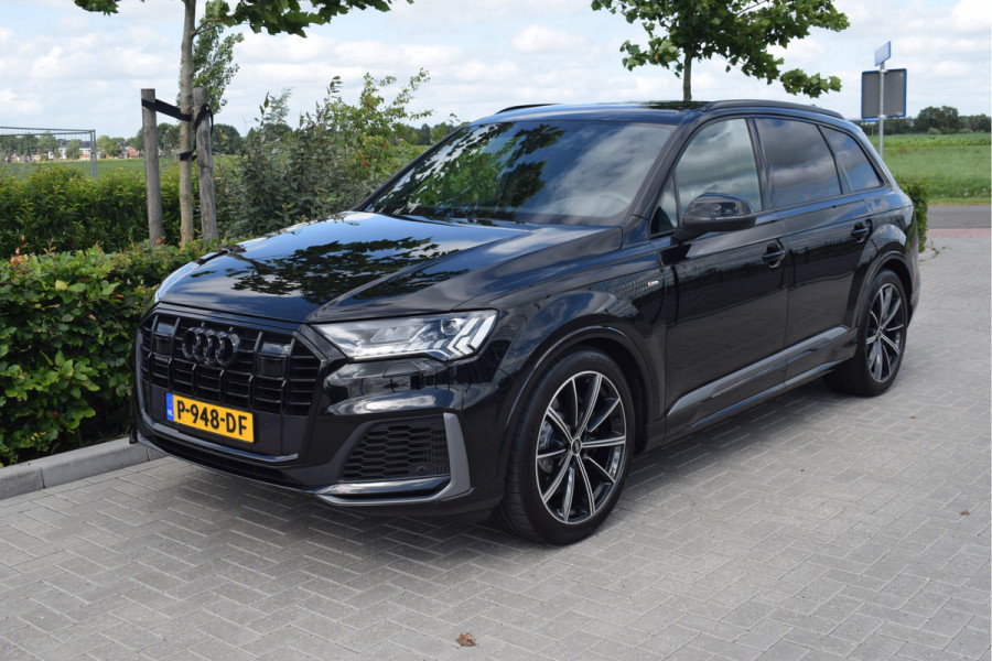 Audi Q7 55 TFSI e Quattro S-line | Luchtvering | Trekhaak