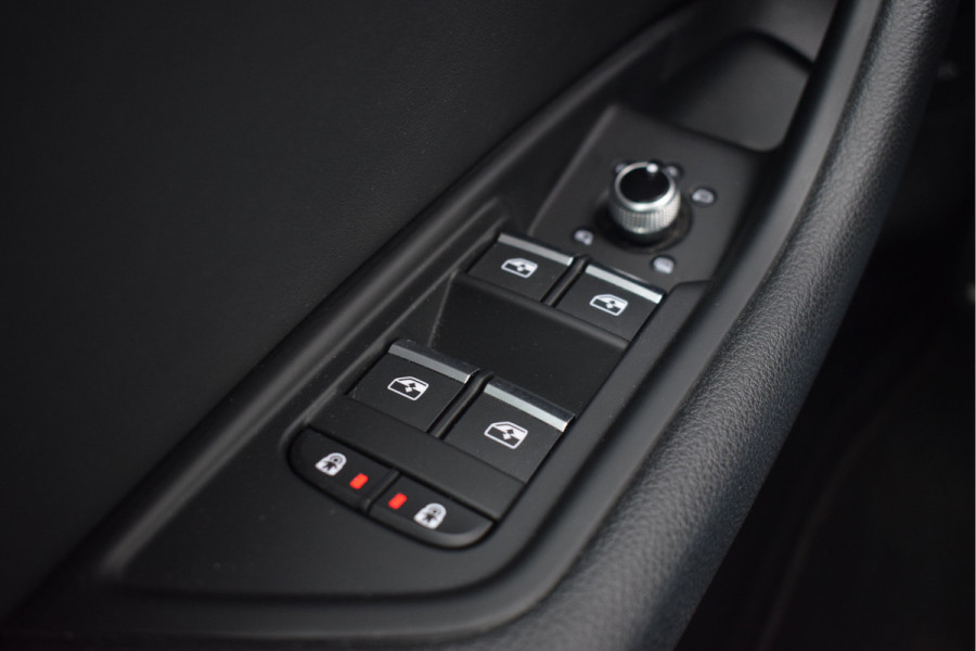 Audi A5 Sportback 35 TFSI S-edition Competition | Panoramadak