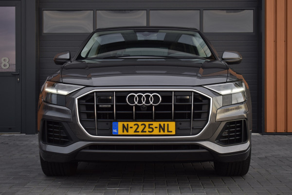 Audi Q8 55 TFSI e Quattro | Luchtvering | Trekhaak | B&O | Leer | 360 camera