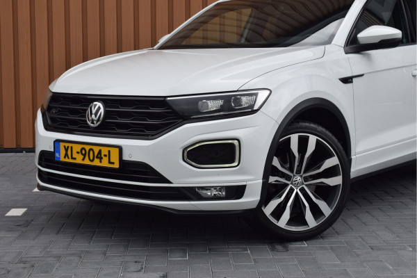 Volkswagen T-Roc 1.5 TSI 150pk DSG R-line Black style Pano | Trekhaak | Beats | 19"