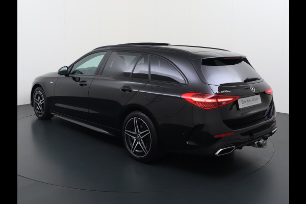 Mercedes-Benz C-Klasse 300e AMG Estate // Trekhaak // Panoramadak // Distronic // 360 Camera // Memory // Sfeerverlichting