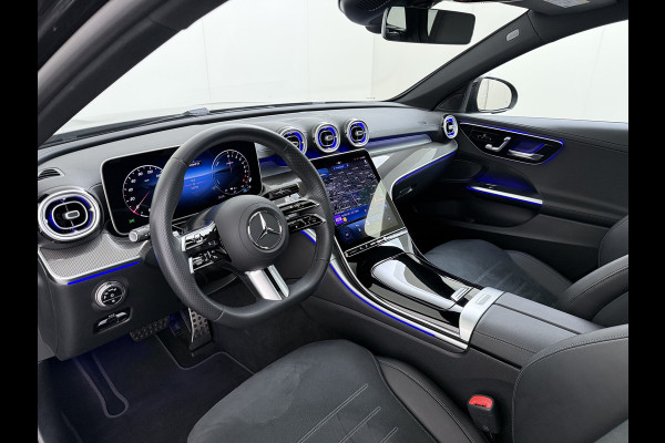 Mercedes-Benz C-Klasse 300e AMG Estate // Trekhaak // Panoramadak // Distronic // 360 Camera // Memory // Sfeerverlichting