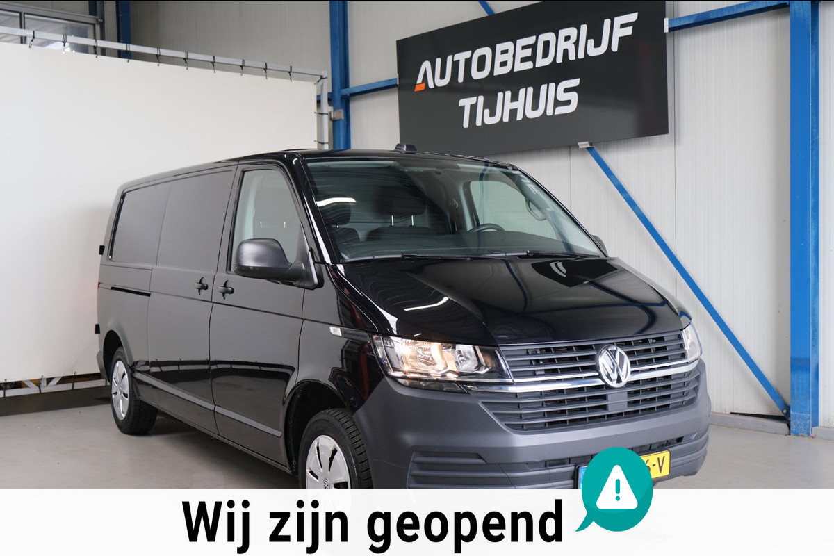 Volkswagen Transporter 2.0 TDI 150PK L2H1 28 Comfortline Automaat - Airco, Cruise, Navi, PDC, Camera, Carplay, Trekhaak.