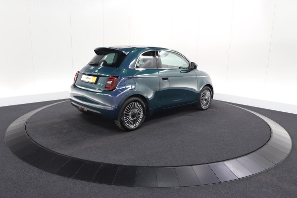 Fiat 500 Icon 42 kWh | 96,1% SOH | Convenience Pack | Camera | Dodehoekdetectie | Stoelverwarming