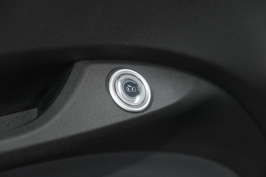 Fiat 500 Icon 42 kWh | 96,1% SOH | Convenience Pack | Camera | Dodehoekdetectie | Stoelverwarming