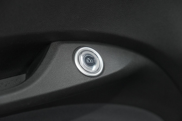 Fiat 500 Icon 42 kWh | 96,1% SOH | Convenience Pack | Camera | Dodehoekdetectie | Stoelverwarming