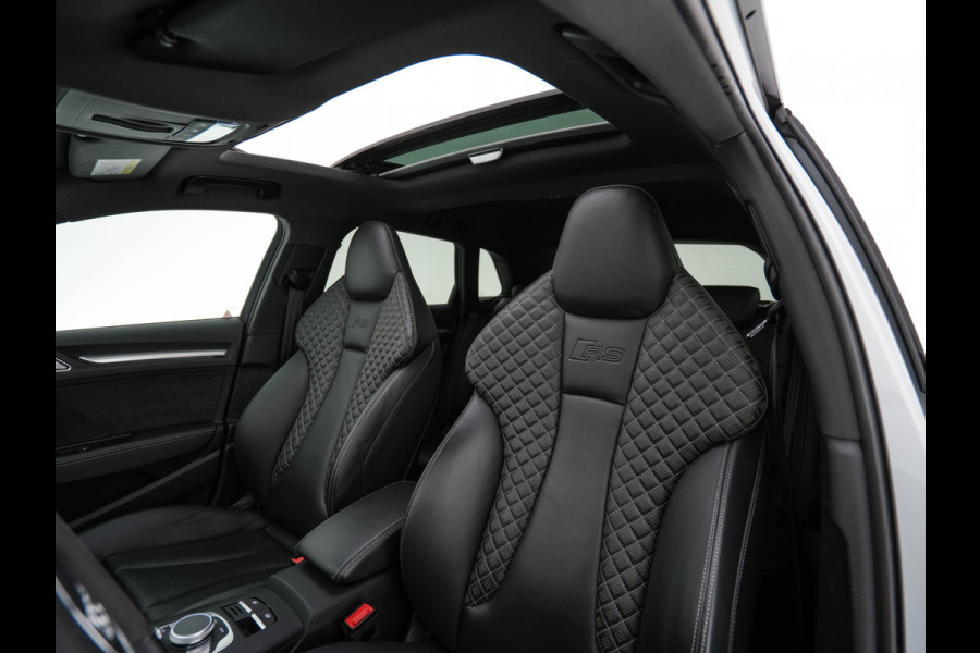 Audi RS3 Sportback 2.5 TFSI Quattro *RS-SEATS | PANO | ADAPTIVE-CRUISE | NAPPA-LEATHER | BANG&OLUFSEN | CAMERA | KEYLESS | BLINDSPOT | NAVI-FULLMAP | DIGI-COCKPIT | PRIVACY-GLASS | SHIFTPADDLES | CARBON-INLAY | 19''ALU*