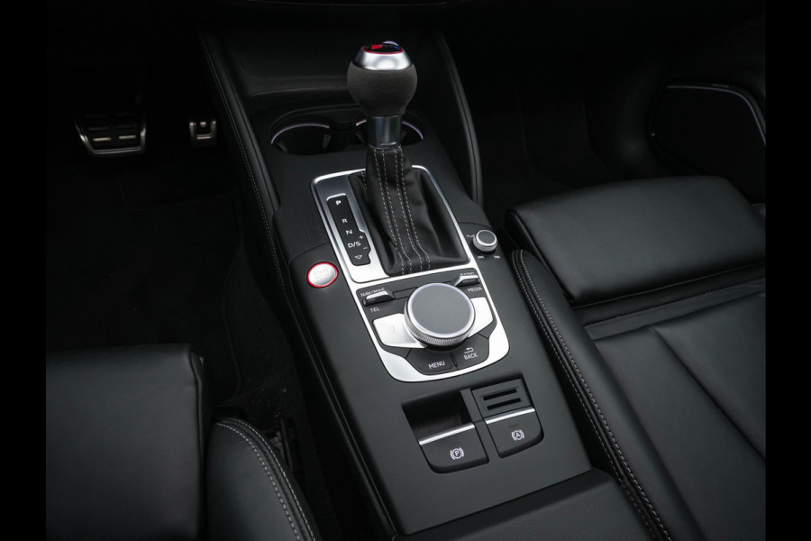 Audi RS3 Sportback 2.5 TFSI Quattro *RS-SEATS | PANO | ADAPTIVE-CRUISE | NAPPA-LEATHER | BANG&OLUFSEN | CAMERA | KEYLESS | BLINDSPOT | NAVI-FULLMAP | DIGI-COCKPIT | PRIVACY-GLASS | SHIFTPADDLES | CARBON-INLAY | 19''ALU*
