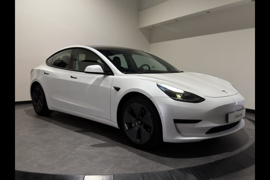 Tesla Model 3 Standard RWD Plus 60 kWh | Panoramadak | zwart leer | ACC