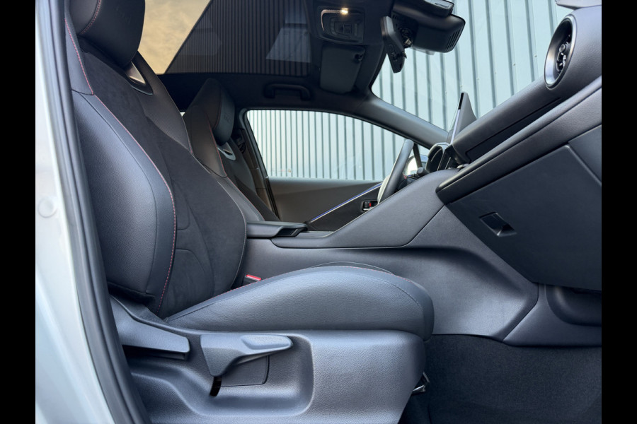 Toyota C-HR 2.0 Plug-in Hybrid 220 GR SPORT Première Edition | Alle opties | 12.000 km | 10 jr GARANTIE | Rijklaar!!
