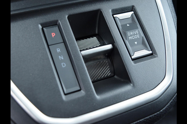 Peugeot Expert GB L3H1 75KWH LED Laadruimte verlichting  /  Houten afwerking laadruimte  /  Surround NAV pakket  /  Geïsoleerde comfort scheidingswand met vaste ruit  /  Reservewiel