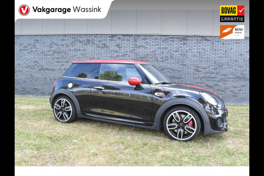 MINI 3-deurs 2.0 John Cooper Works Chili 232pk Leer Navi Automaat