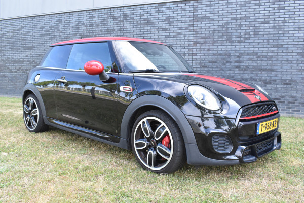 MINI 3-deurs 2.0 John Cooper Works Chili 232pk Leer Navi Automaat