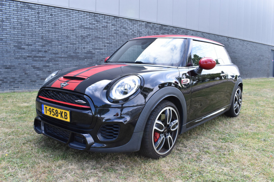 MINI 3-deurs 2.0 John Cooper Works Chili 232pk Leer Navi Automaat